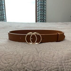 Amazon Faux Leather Tan Belt with Dual Gold Rings XS/S